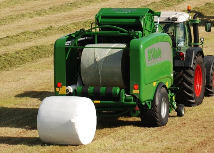 THE BENEFITS OF BALING & WRAPPING
