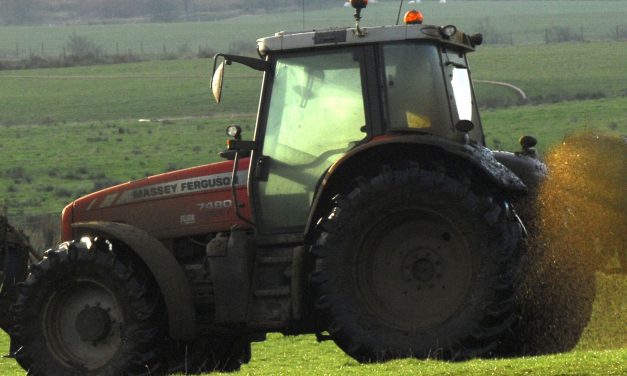 Farmers warned not to ‘cut corners’ as they scramble to catch up after slurry delays